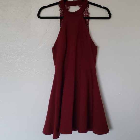 Lulu's high neck maroon dress - Picture 3 of 5